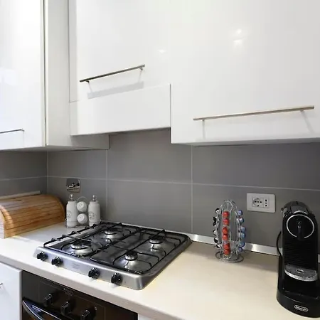 St Peter S Home, Nel Cuore Della Citta Eterna